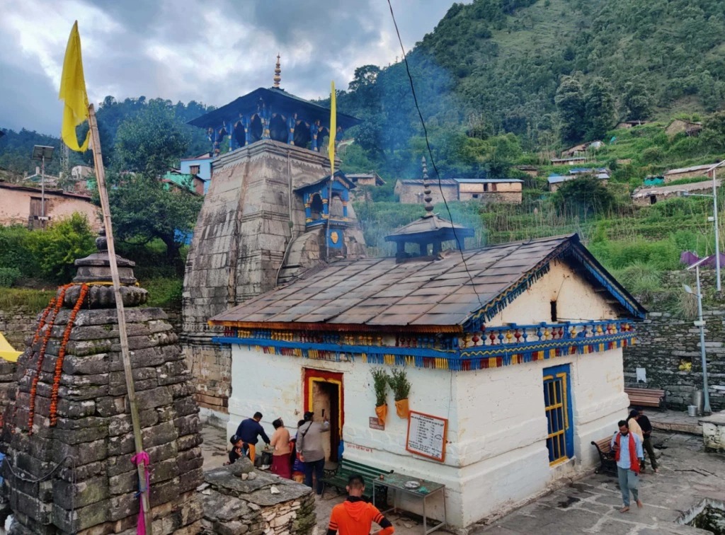 Triyuginarayan Temple